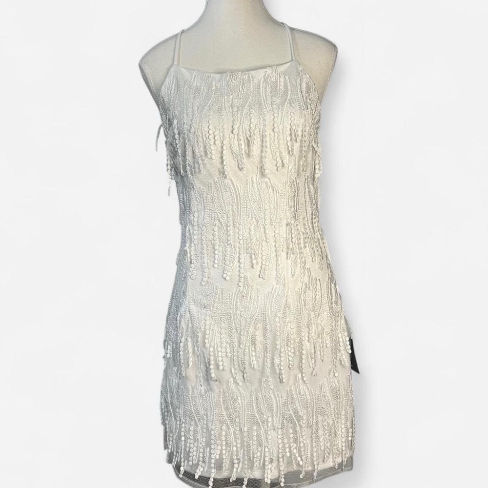 Making Magic‎ White Fringe Lace-Up Mini Dress Size Medium